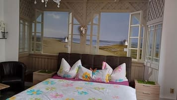 Free WiFi, bed sheets