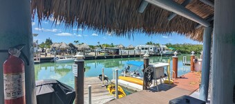 Waterfront Paradise w/Kayaks, Private Dock & BBQ