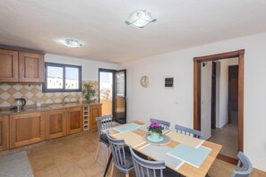 Dining - Moya Rooftop House - 3BR (Moya)