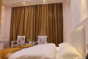 Room - Dongri Yanguang Hotel (Shangri-La)