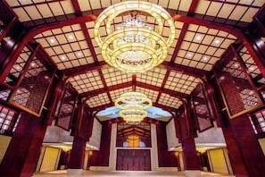 Restaurant - Jinling Haizhou Bayview Conference Center (Lianyungang)