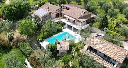 Sabina olive green vacation home with padel court and pool