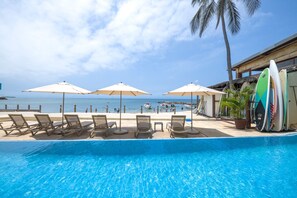 A heated pool - Condo Ocean in Punta de Mita by Mita Residential. Beachfront, Renovated, Pool (Punta Mita)
