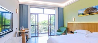 Qingyuan Fogang ShamPoola Forest Hotel