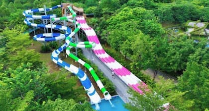 Qingyuan Fogang ShamPoola Forest Hotel