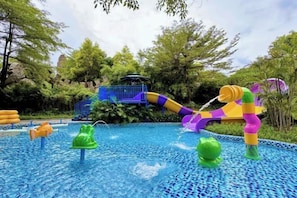 Outdoor pool - Qingyuan Fogang ShamPoola Forest Hotel (Fogang)