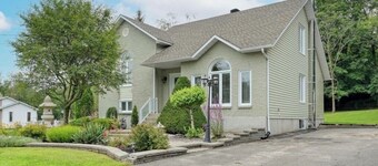 Spacious - 3 bedrooms house in Granby, Quebec