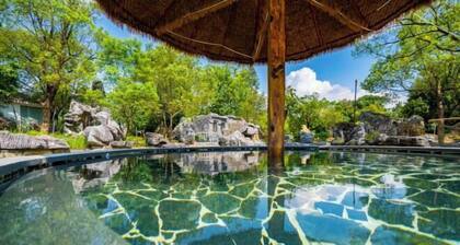 Stone Hotel