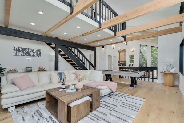 TV, fireplace, video games, offices