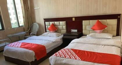 Tianxing Business Hotel (Kunming Luosiwan Store)
