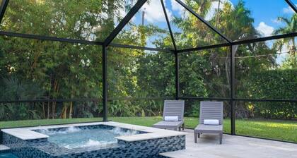 Family Friendly~ Snowbird~ Heated Pool+ Spa~ Beach