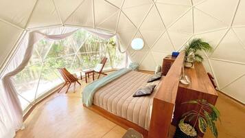 1 habitación, escritorio, cuna de viaje y wifi