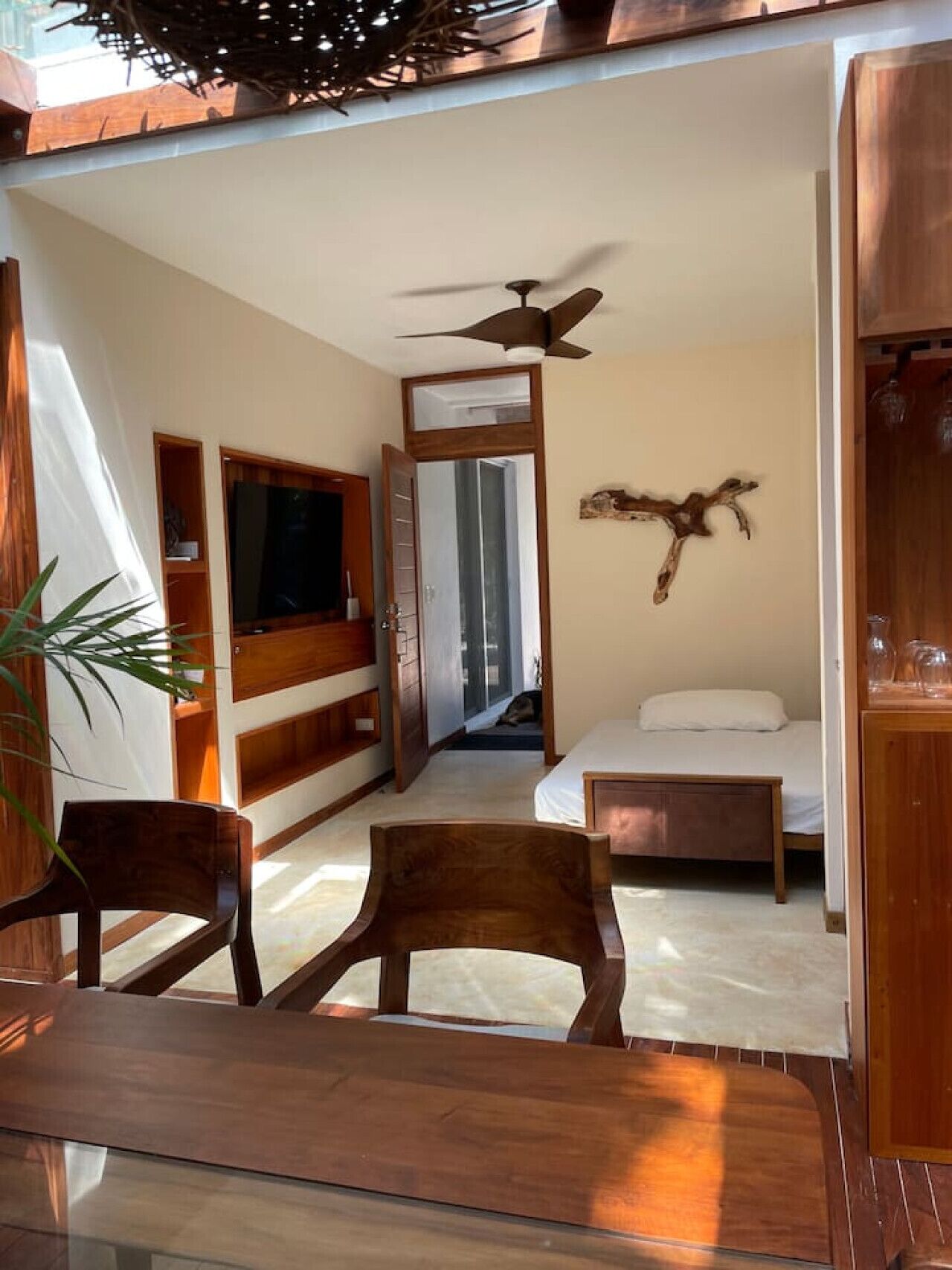 1 dormitorio, escritorio, wifi y ropa de cama