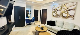 Luxury 2BR Penthouse in Atenea