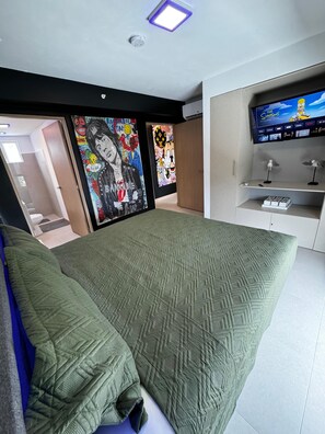 3 habitaciones, tabla de planchar con plancha, internet y ropa de cama 