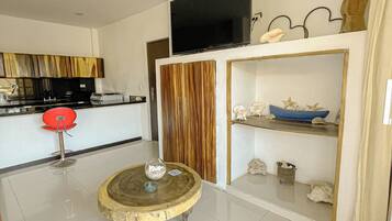 Exclusive Studio Suite | Living area