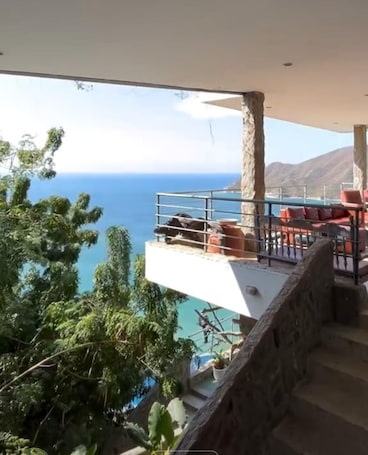 Innenbereich. HOTEL TNT MIRADOR