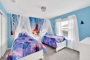 10 Schlafzimmer, Bügeleisen/Bügelbrett, kostenloses WLAN, Bettwäsche