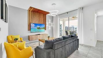 TV connectée, espaces bureaux