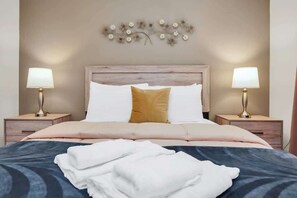 7 habitaciones, tabla de planchar con plancha y wifi gratis 