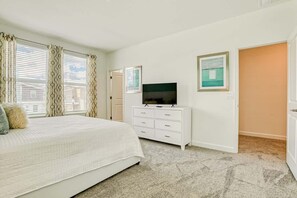 6 soverom, strykejern/-brett, wi-fi (inkludert) og sengetøy