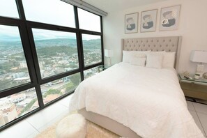 2 dormitorios, tabla de planchar con plancha, wifi y ropa de cama