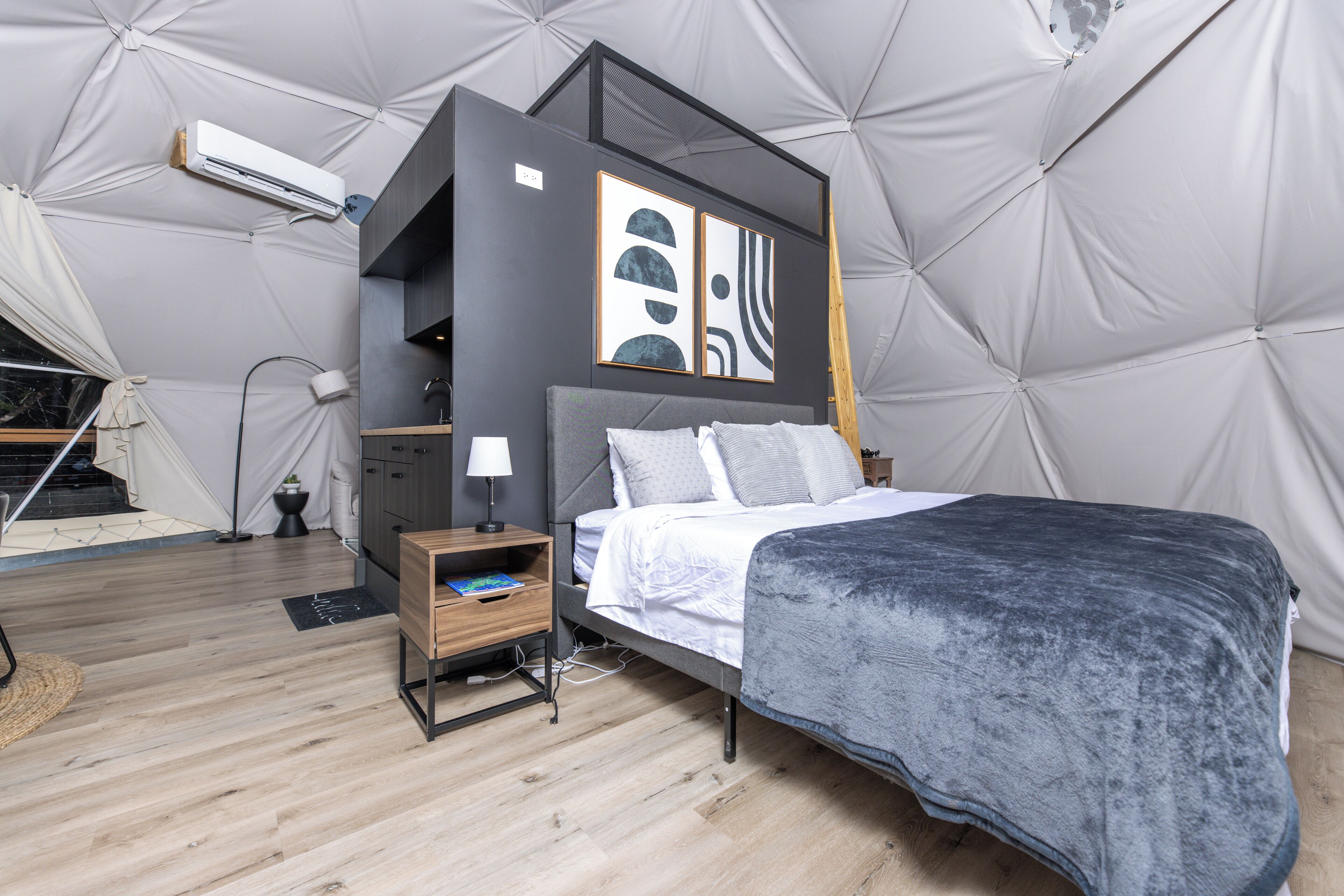 客房 | 書桌、免費無線上網、床單