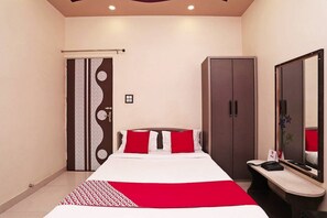 Room - Hotel Sai Palace (Varanasi)