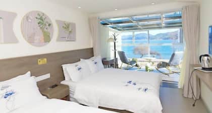 Cuihuwan Hotel (Wuhu Daluoshui Wharf)