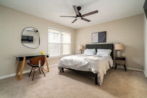 2 bedrooms, iron/ironing board, WiFi, bed sheets