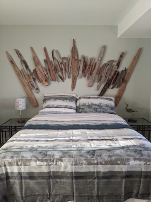 2 quartos, ferros/tábuas de passar roupa, Wi-Fi, roupa de cama
