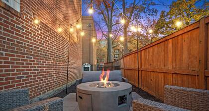 Elegant Townhome ★ Heart of Arlington ★ Kid & Pet-Friendly