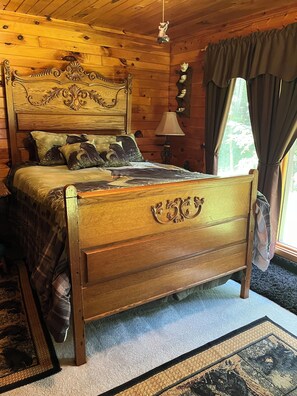 3 bedrooms, in-room safe, WiFi, bed sheets