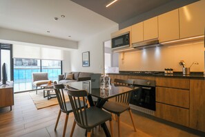 Televisor intel·ligent de 40 polzades amb canals per cable