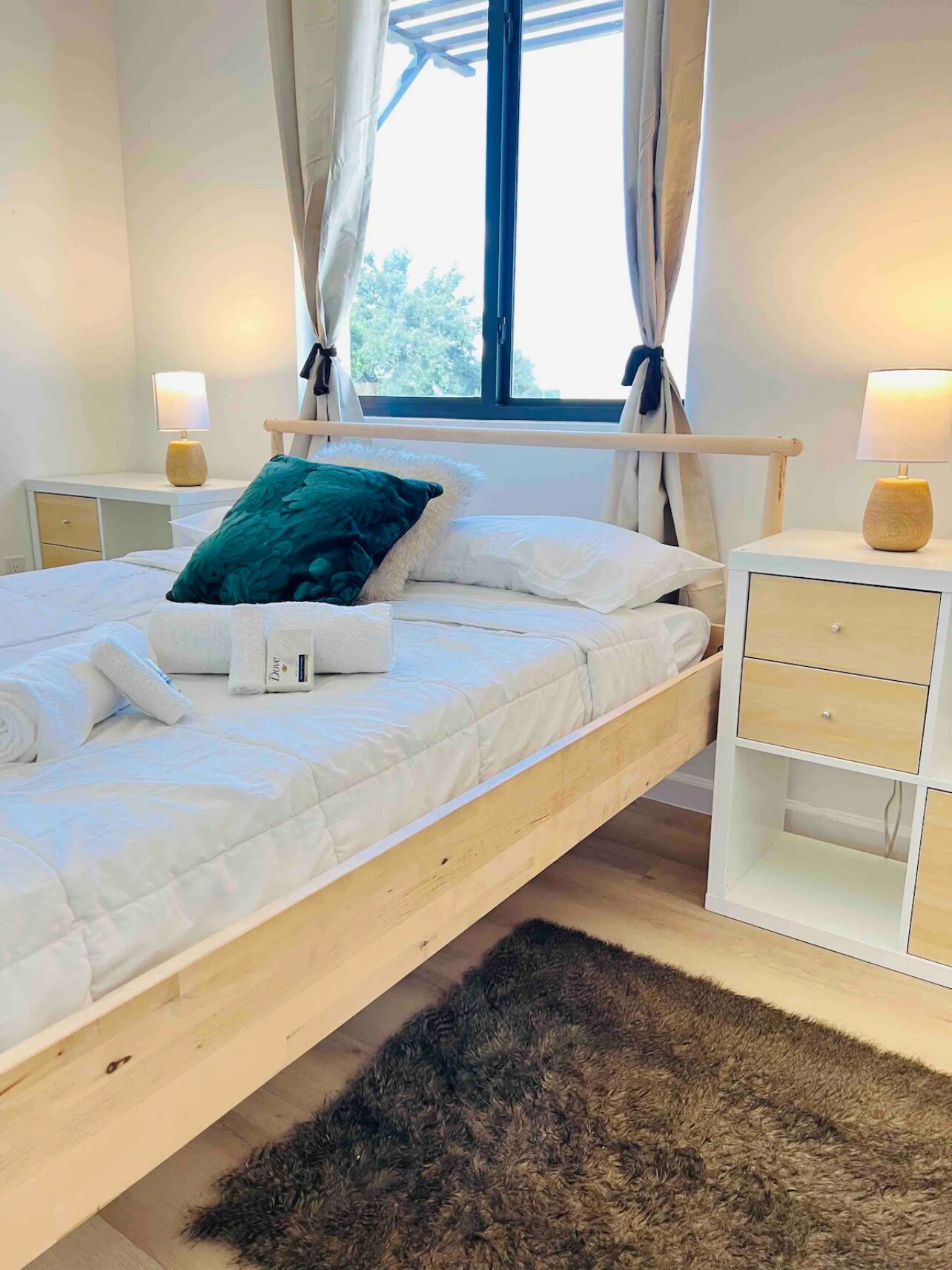 Charming 2-bedroom townhome with WiFi and AC in fabulous Florida City