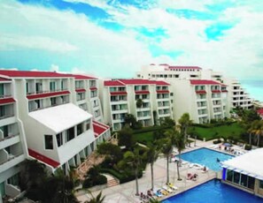 Exterior - Modern Beach Studio (Cancun)