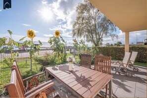 Uklassifisert bilde, 2 av 28, knapp