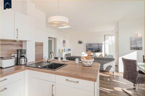 Interior - Haffblick - Modern vacation apartment with terrace & lake view - only 350 m to the lagoon (Kamminke)