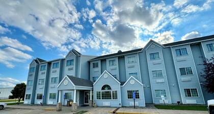 Fargo Airport Inn