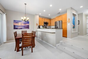 Condo, Multiple Beds (Waikoloa Colony Villas#903) | Dining