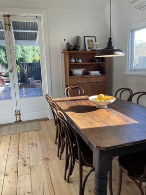 Dining - Oakview Country House Maffra (Maffra)