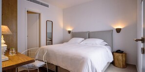 2 bedrooms, in-room safe, free WiFi, bed sheets