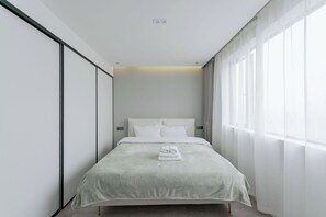 3 bedrooms, free WiFi, bed sheets