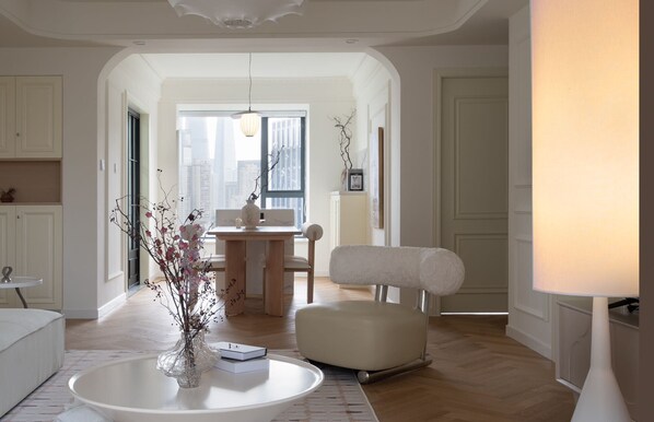 Téléviseur, foyer