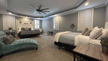 7 bedrooms, desk, iron/ironing board, WiFi