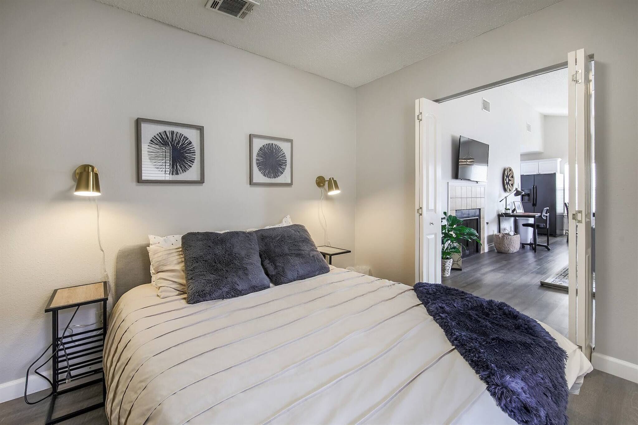 3 habitaciones, tabla de planchar con plancha y wifi gratis 