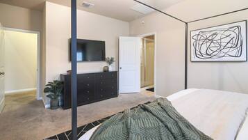 4 chambres, fer et planche à repasser, Wi-Fi gratuit