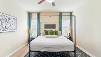 4 chambres, fer et planche à repasser, Wi-Fi gratuit