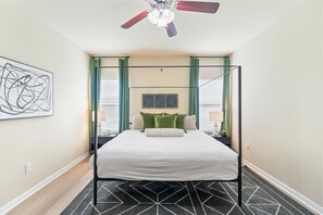 4 chambres, fer et planche à repasser, Wi-Fi gratuit