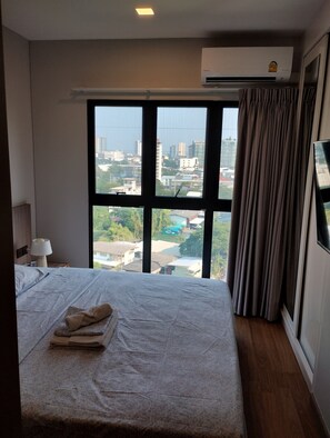 1 bedroom, WiFi, bed sheets - Astra Sky River Luxury 1B1BCondo
 (Chang Wat Chiang Mai)